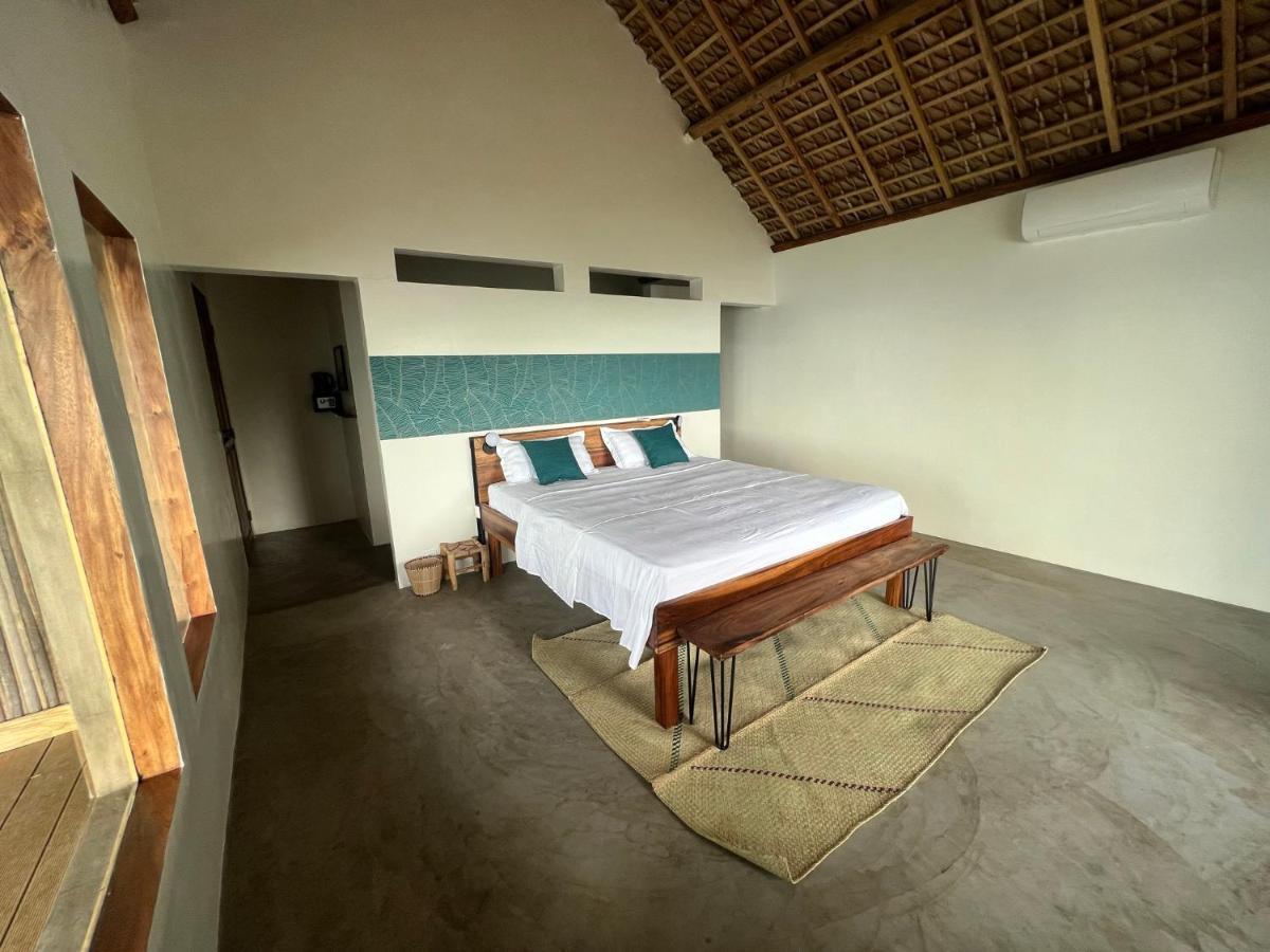Canopee Lodge Nosy Komba Exterior photo